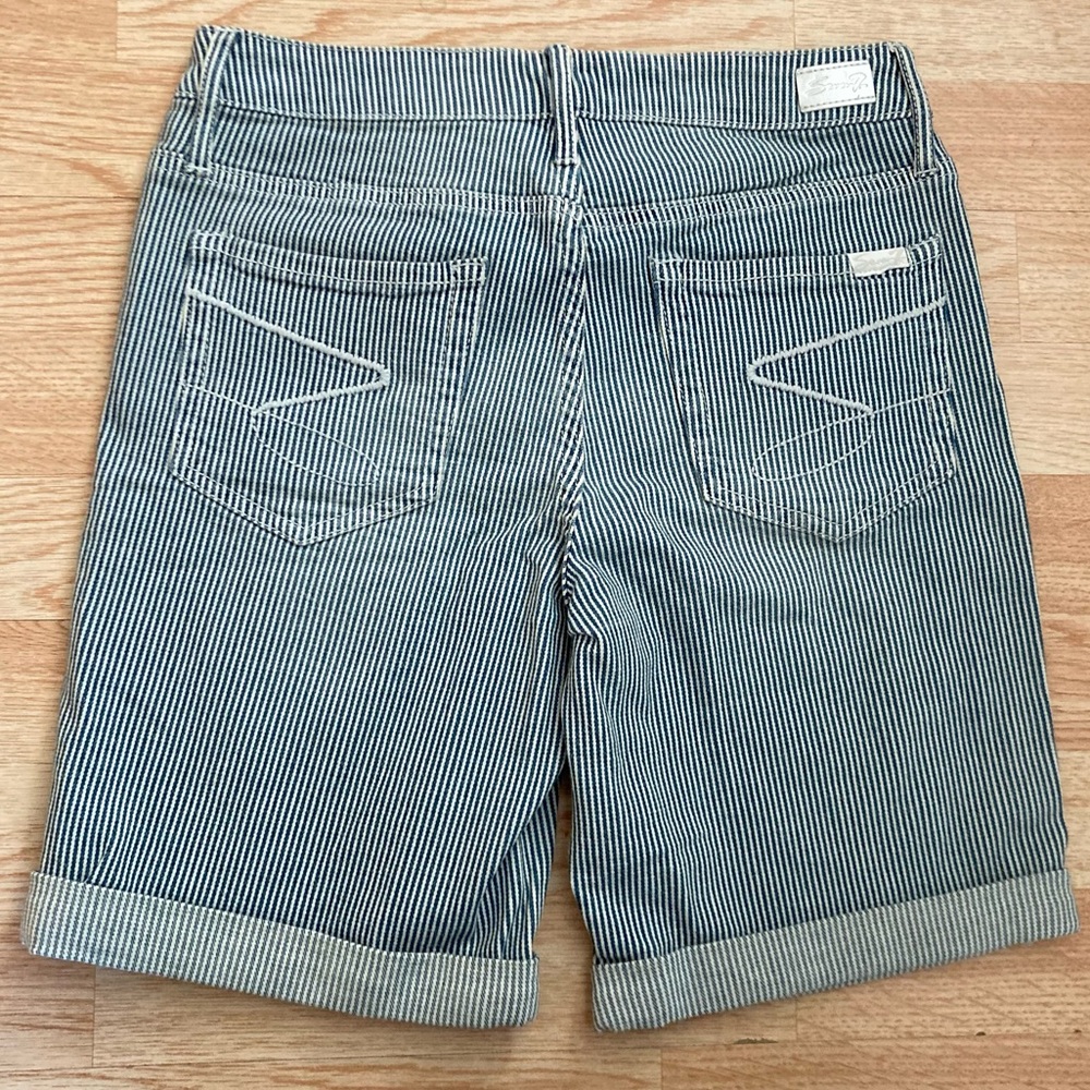 Seven7 Striped Stretch Denim Bermudas Jeans Shorts 6